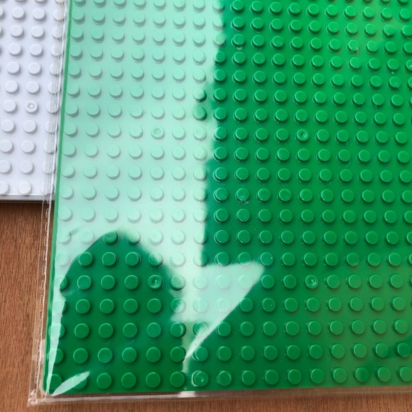 Lego Style Square Building Bases Set of 4 colorful - Picture 3 of 6